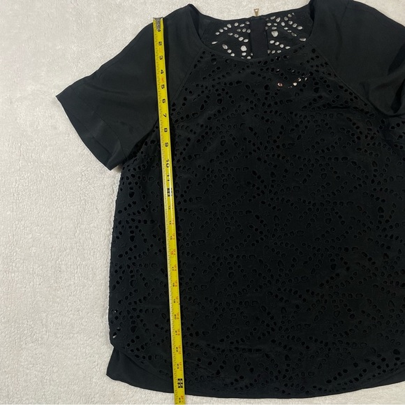 Rebecca Taylor Short Sleeve Hi Low Hem Silk Eyelet T-Shirt Black Women's Size 6 - Picture 8 of 8
